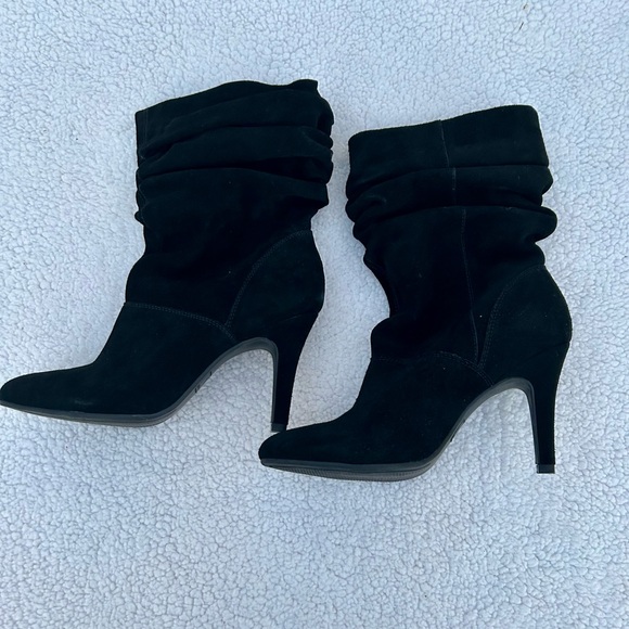 Kelly & Katie Ruched Boots Heels Black Suede Sz. 7.5 Alesa - Picture 1 of 10